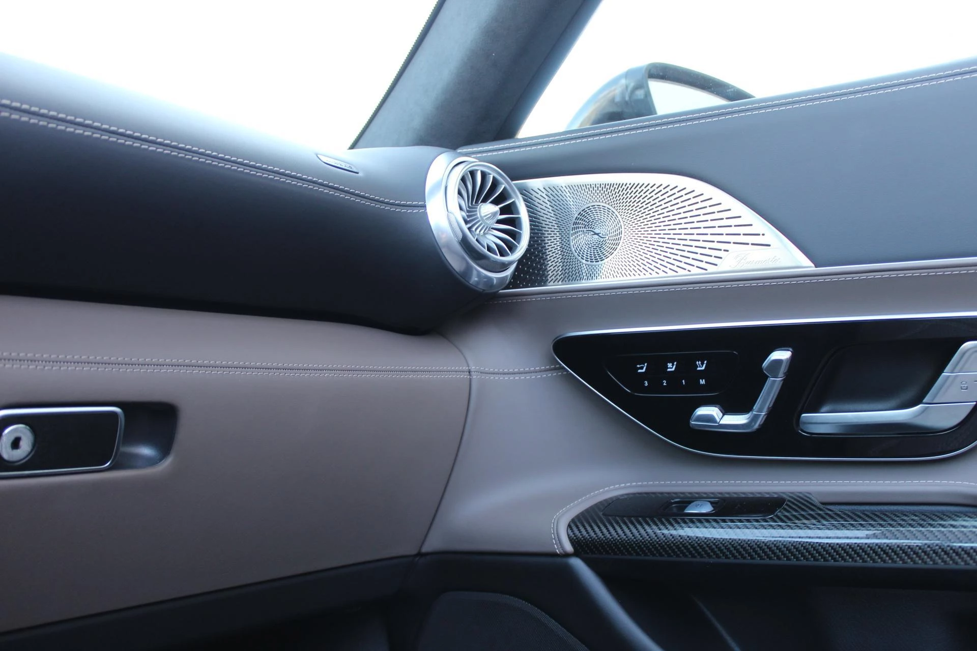 Hoofdafbeelding Mercedes-Benz SL
