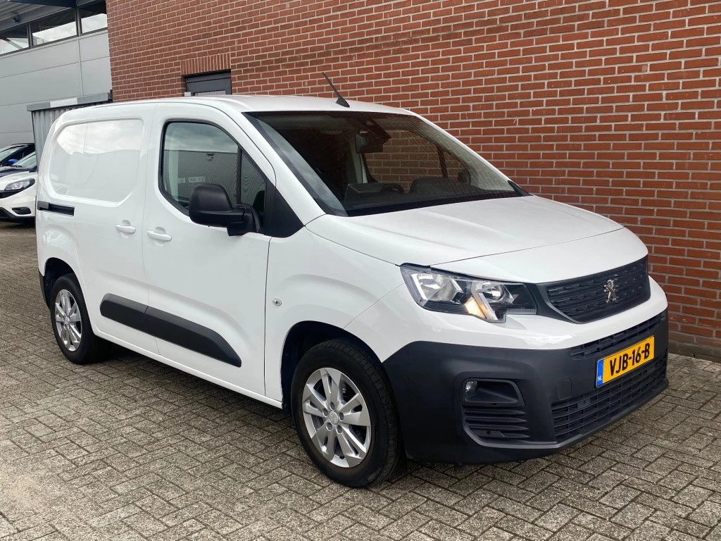 Hoofdafbeelding Peugeot Partner