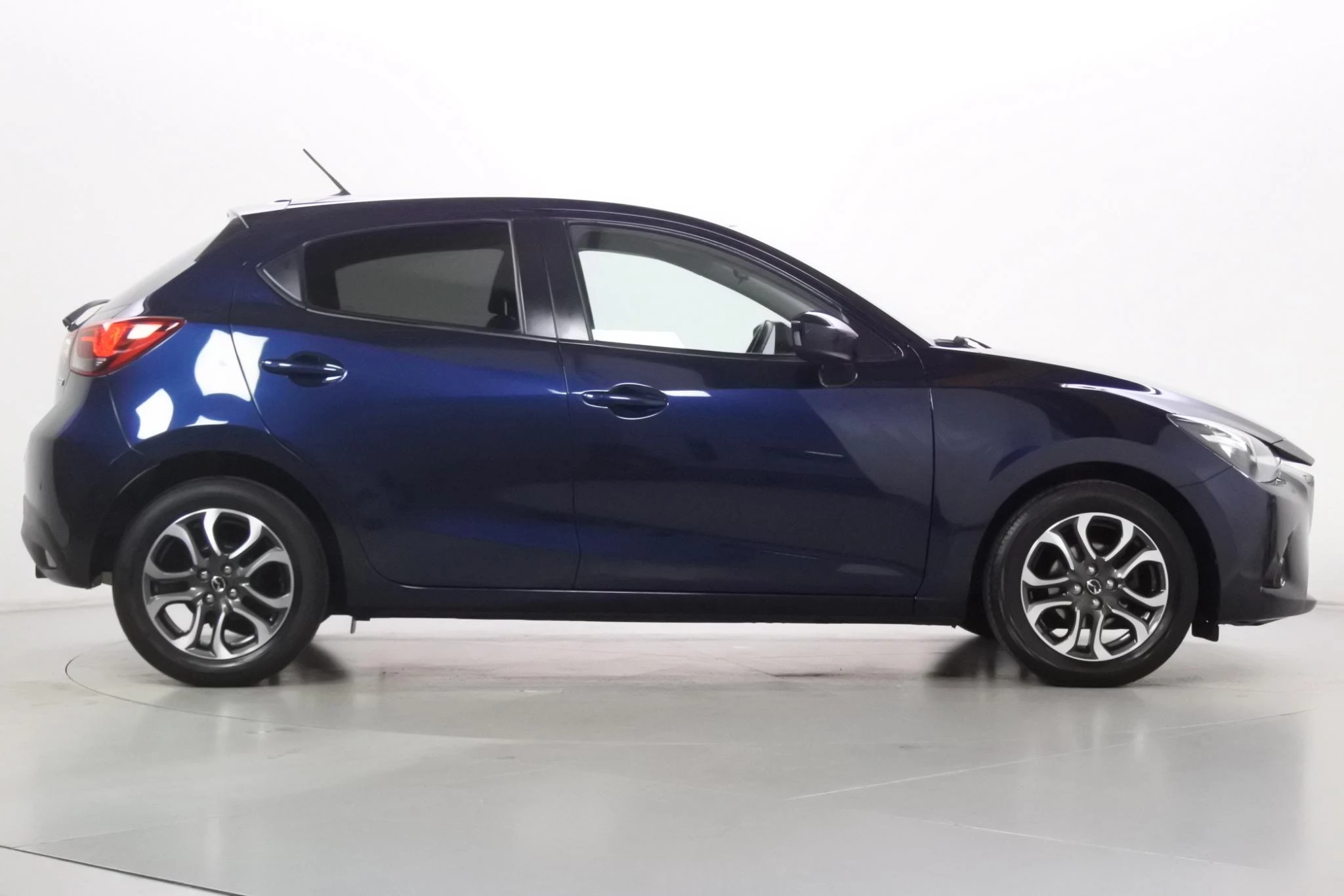 Hoofdafbeelding Mazda 2