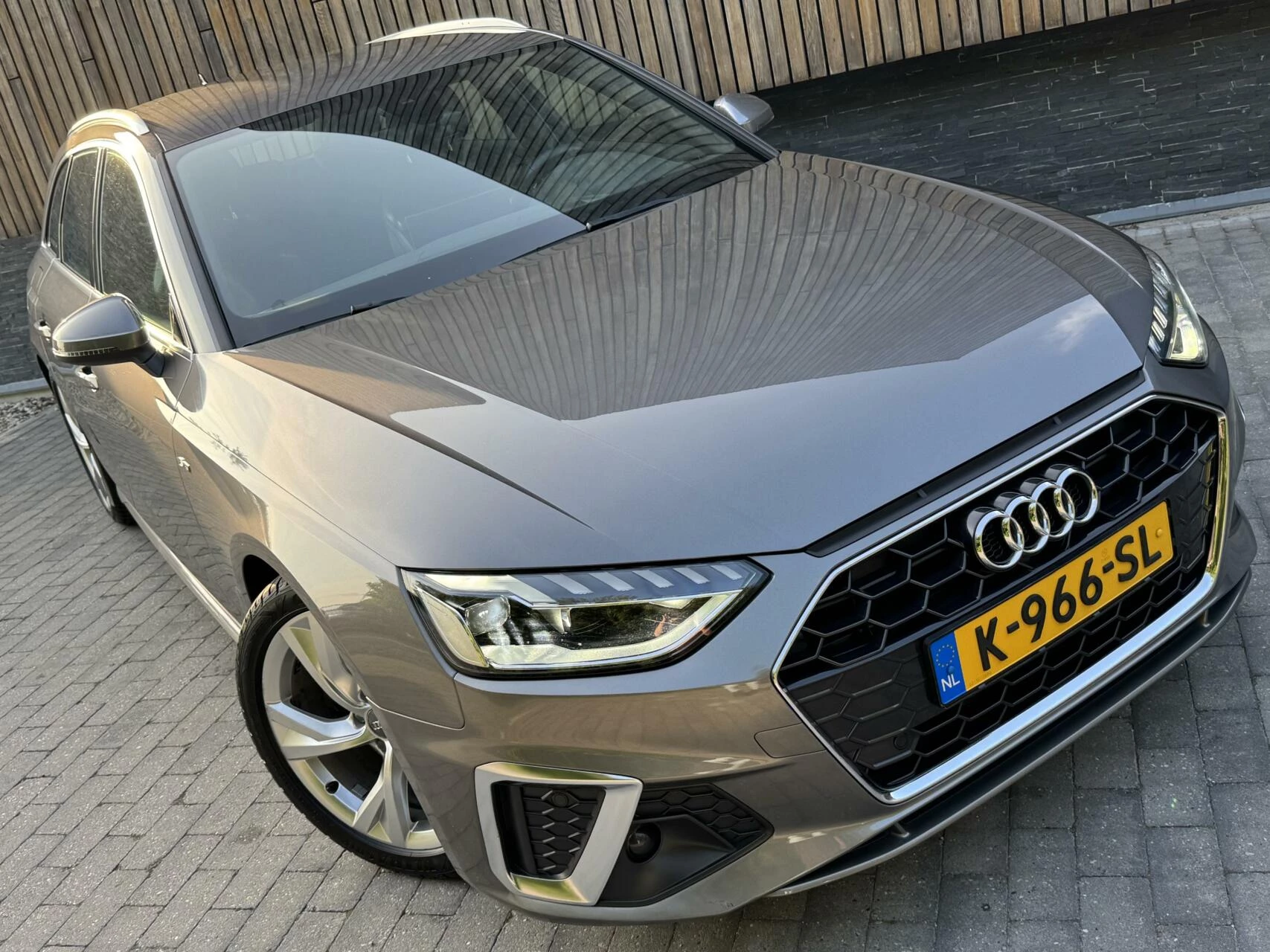 Hoofdafbeelding Audi A4