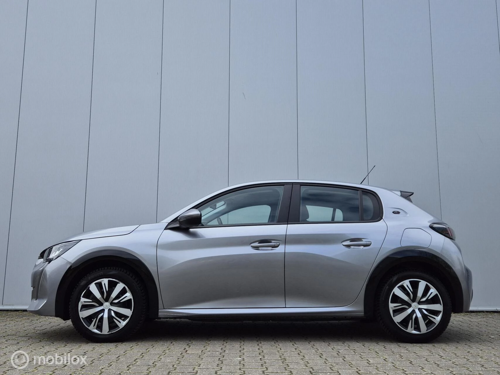 Hoofdafbeelding Peugeot e-208