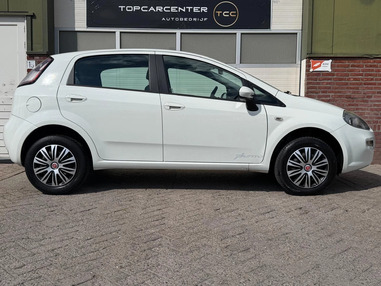 Hoofdafbeelding Fiat Punto