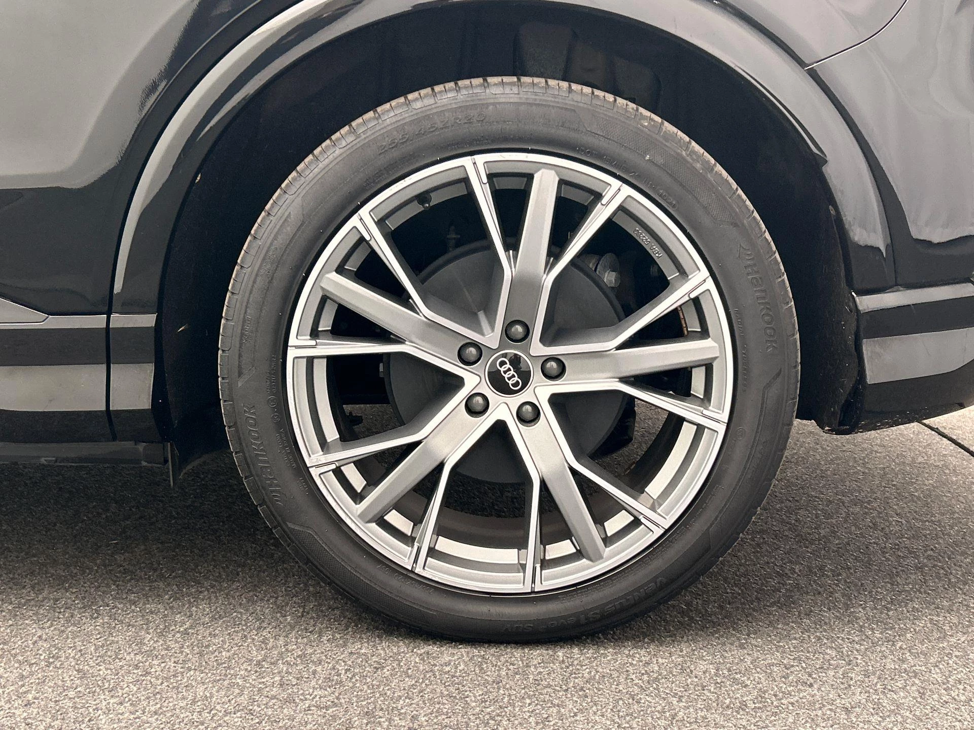 Hoofdafbeelding Audi Q4 e-tron