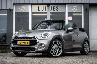 Hoofdafbeelding MINI Cooper S Cabrio Mini Mini Cabrio 2.0 Cooper S AUT Chili JCW-Pack, Leder, Harman/Kardon, Camera, Head-up, NL-auto, 2e-eig. NAP