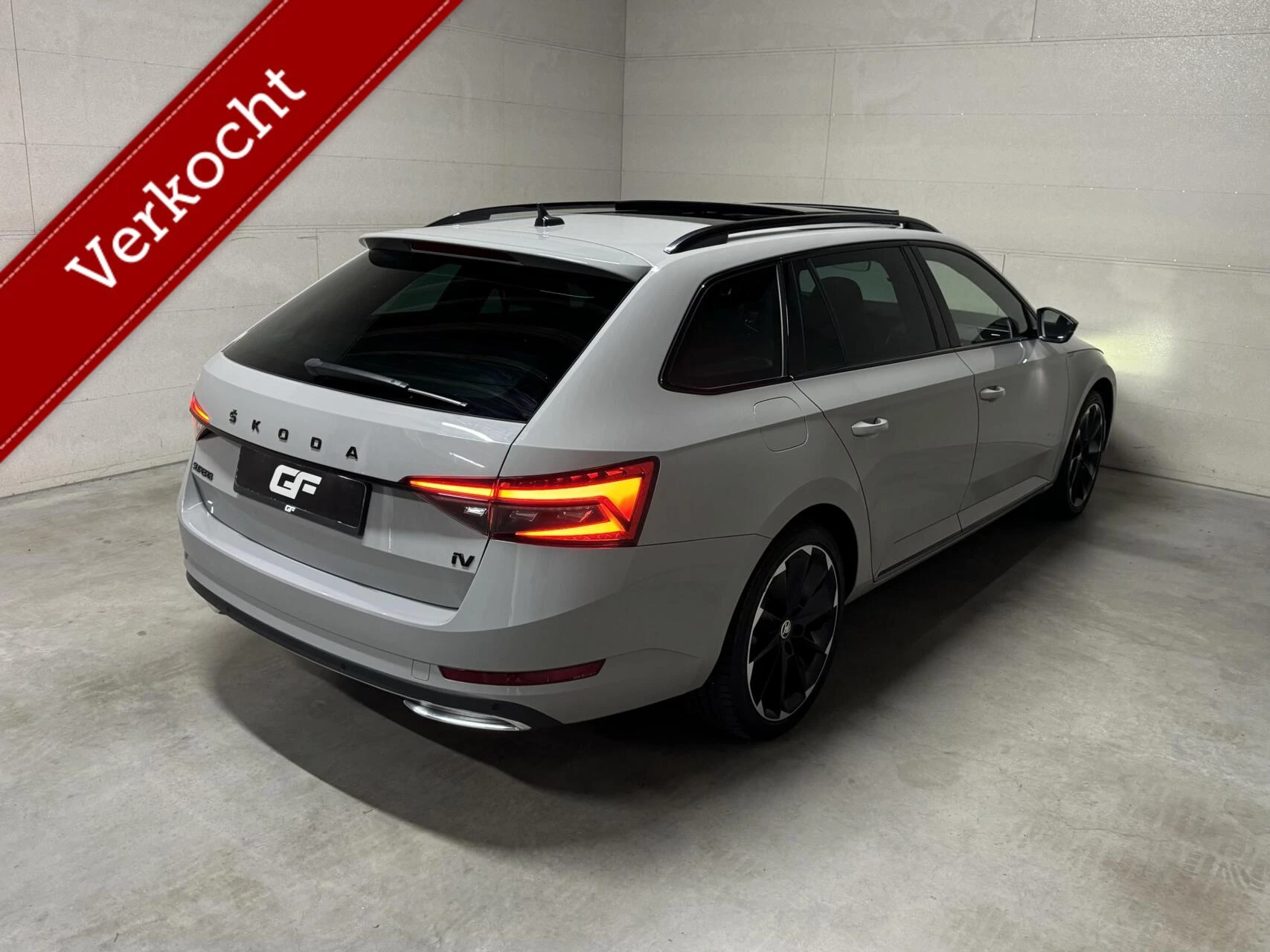 Hoofdafbeelding Škoda Superb