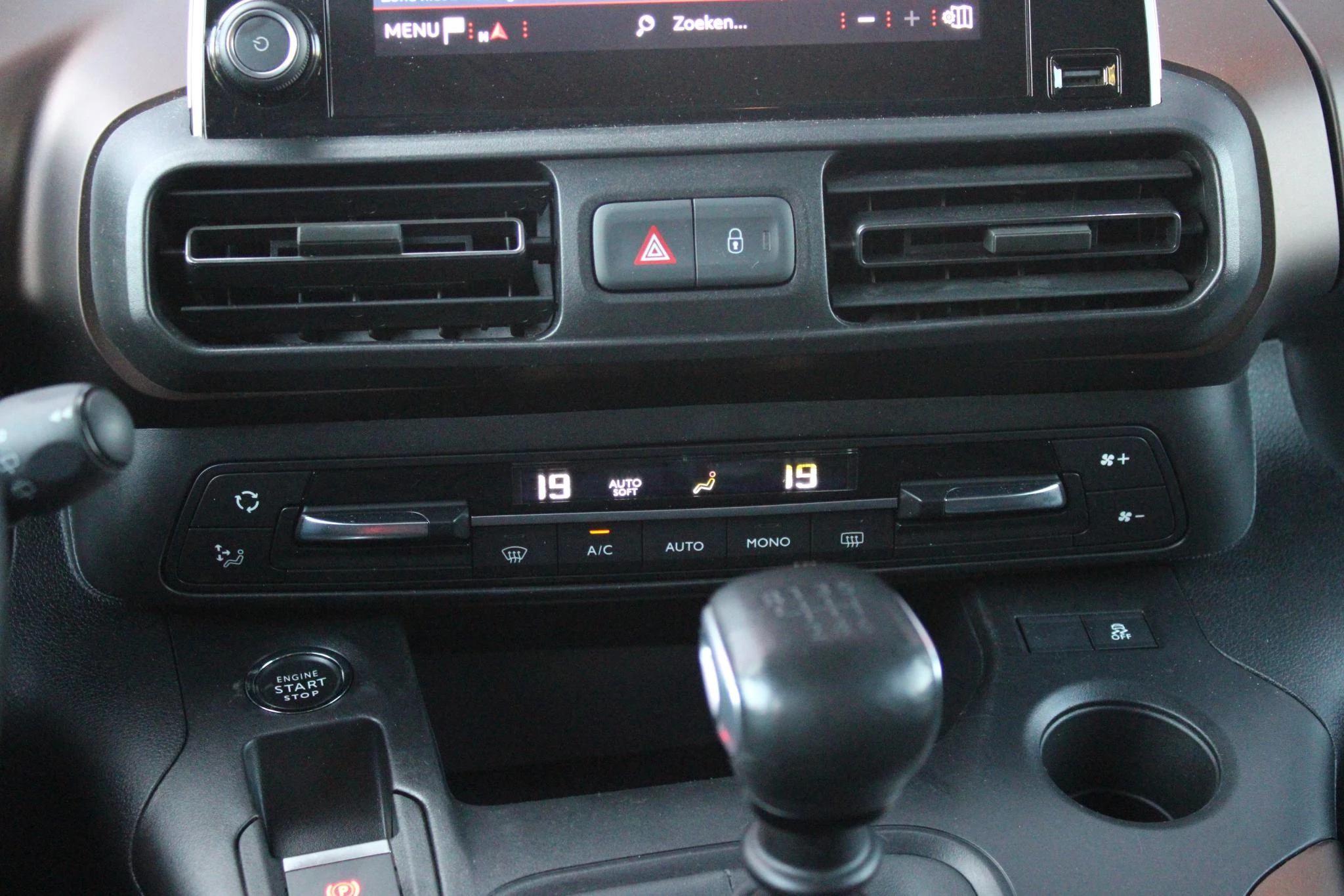 Hoofdafbeelding Peugeot Rifter