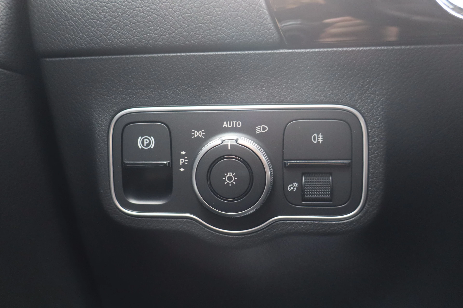 Hoofdafbeelding Mercedes-Benz EQA