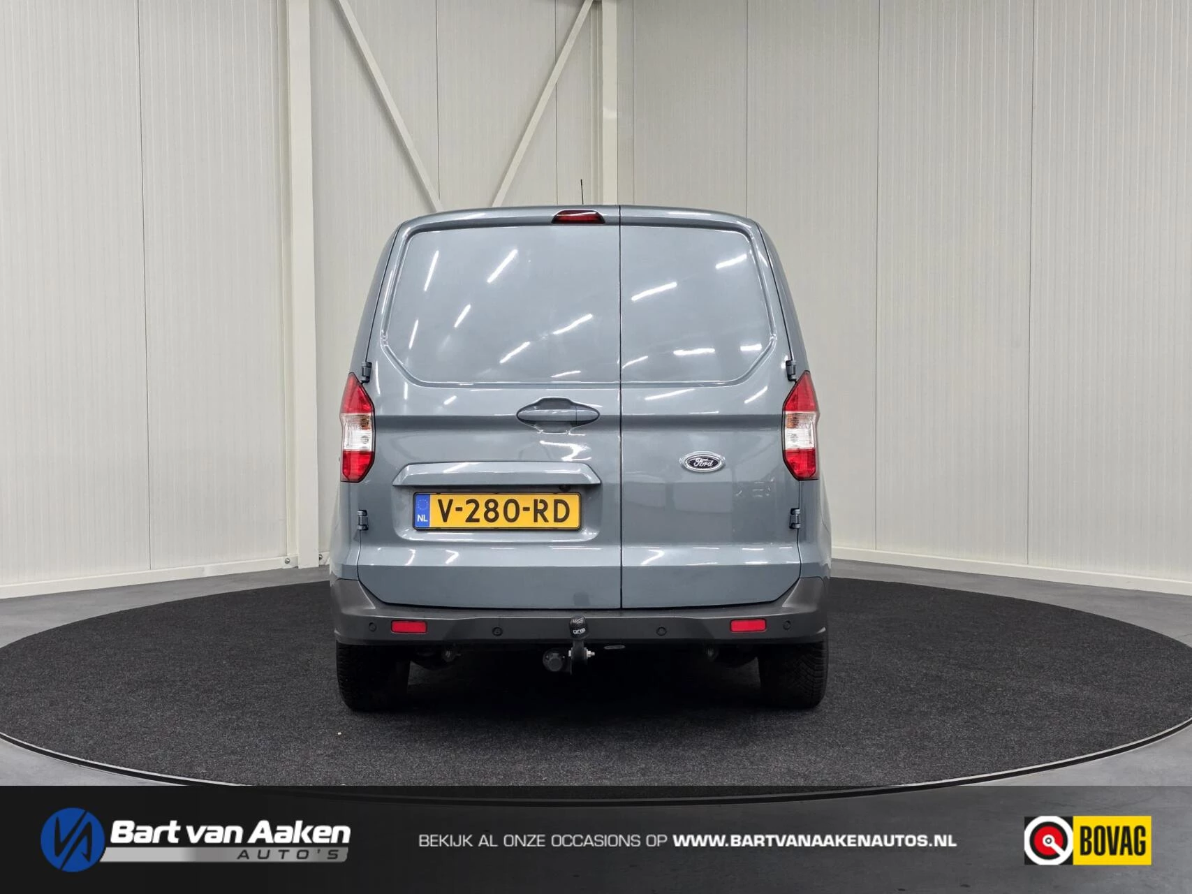 Hoofdafbeelding Ford Transit Courier