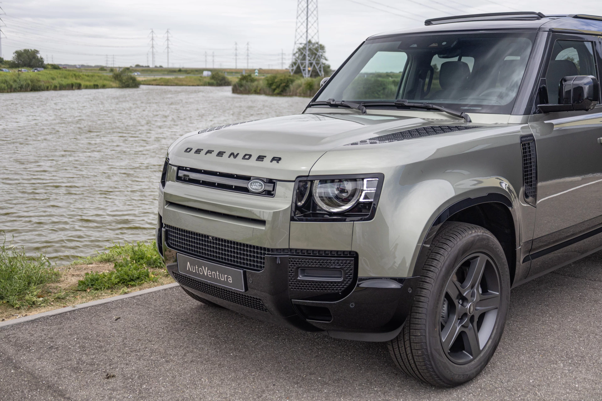 Hoofdafbeelding Land Rover Defender