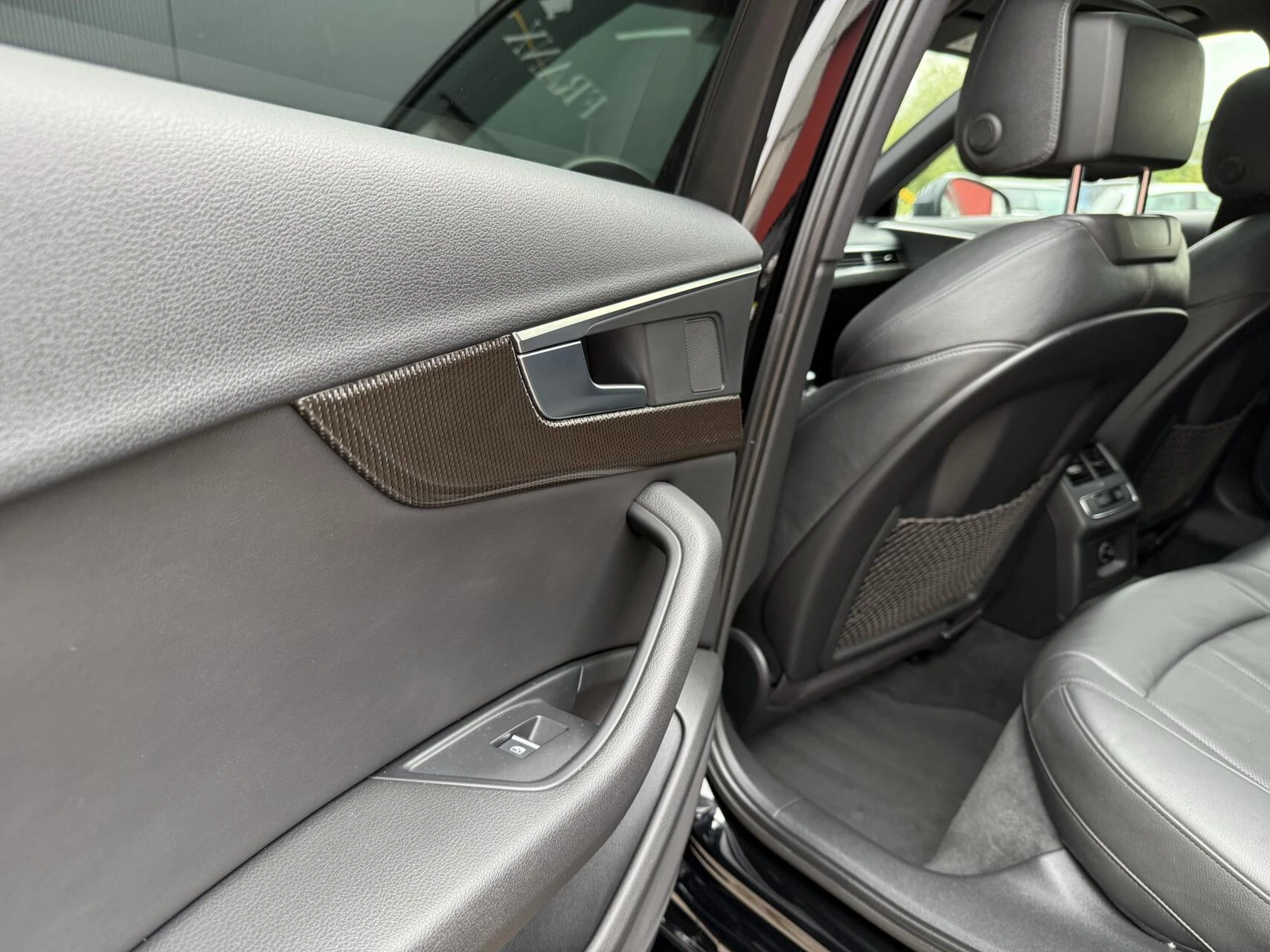 Hoofdafbeelding Audi S4