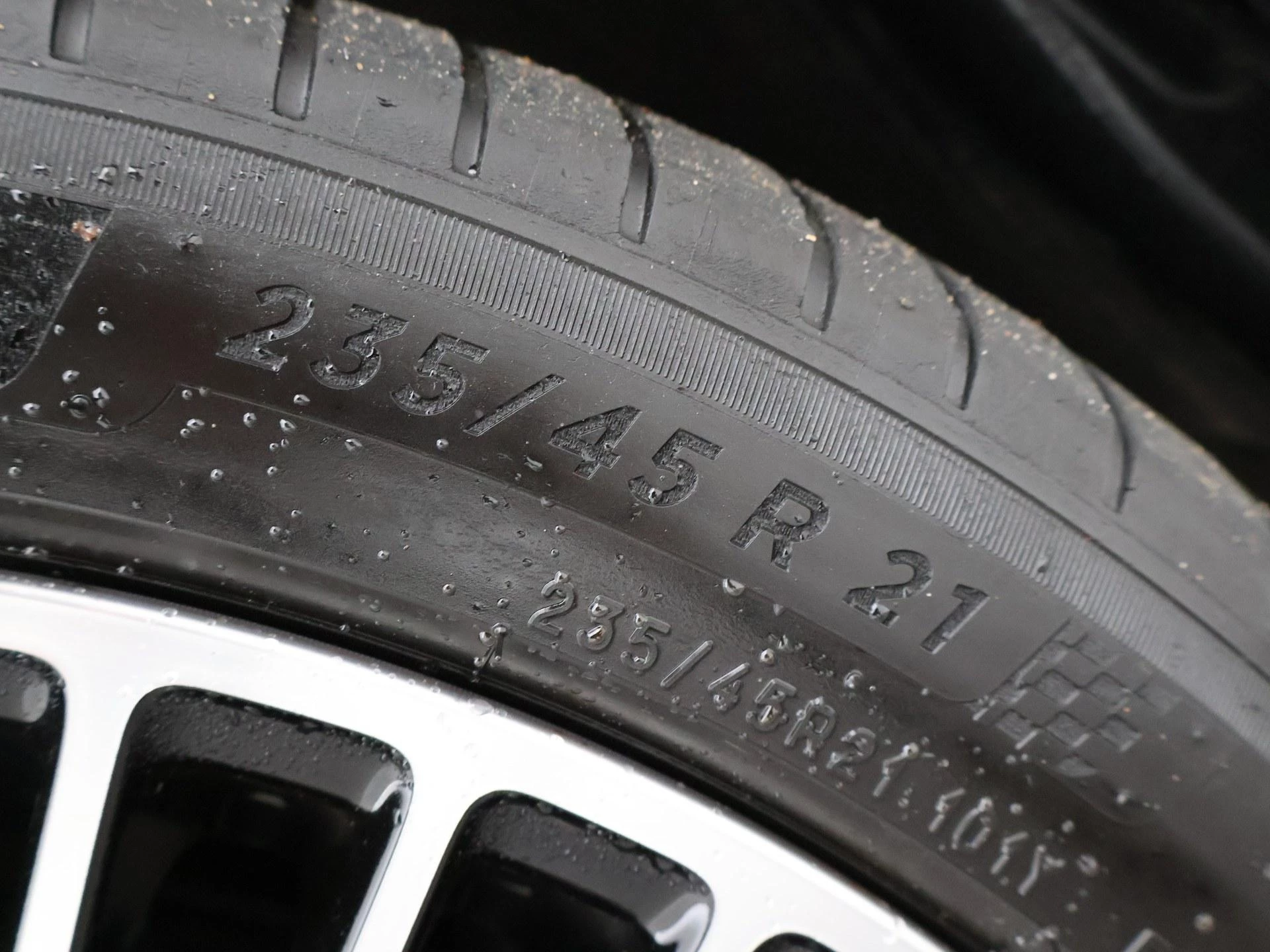 Hoofdafbeelding Mercedes-Benz EQC