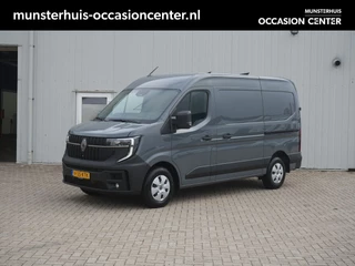 Renault Master T35 2.0 dCi 170 L2H2 Extra - VOORRAADVOORDEEL - 170 PK! - Trekhaak - Laadruimtebetimmering - All Seasonbanden - Achteruitrijcamera - Stoelverwarming - Cruise Control - Trekhaak