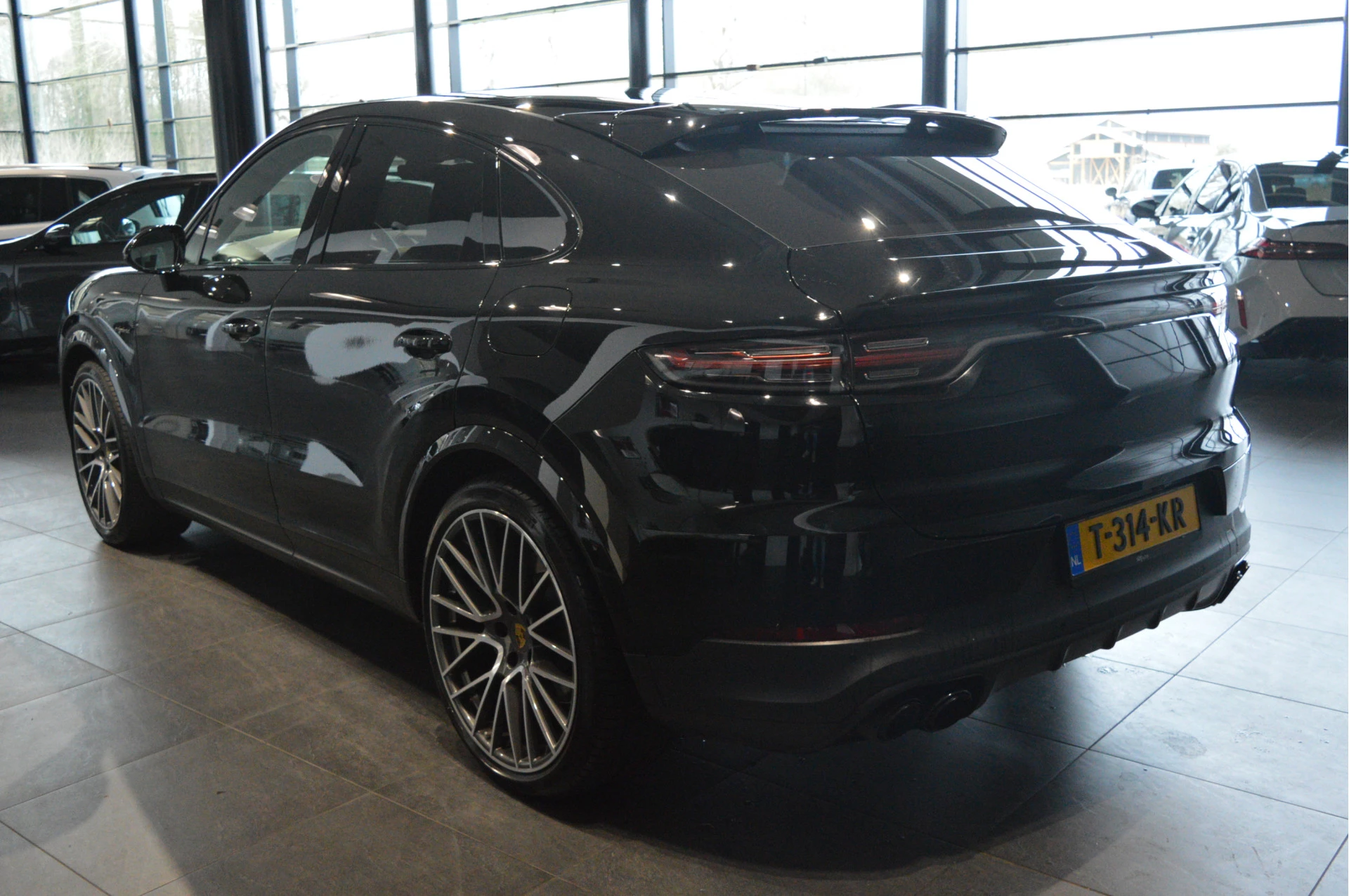 Hoofdafbeelding Porsche Cayenne