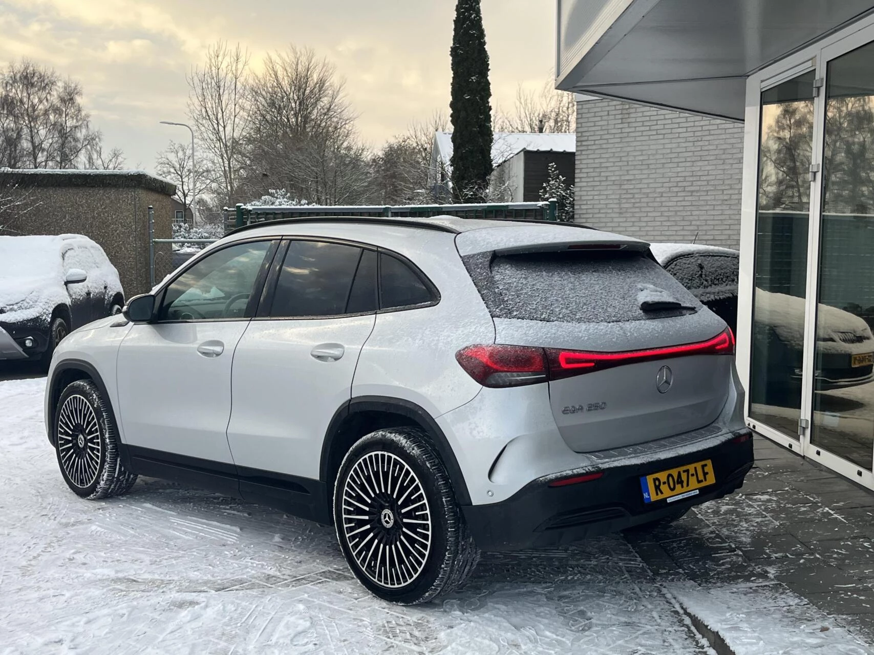 Hoofdafbeelding Mercedes-Benz EQA