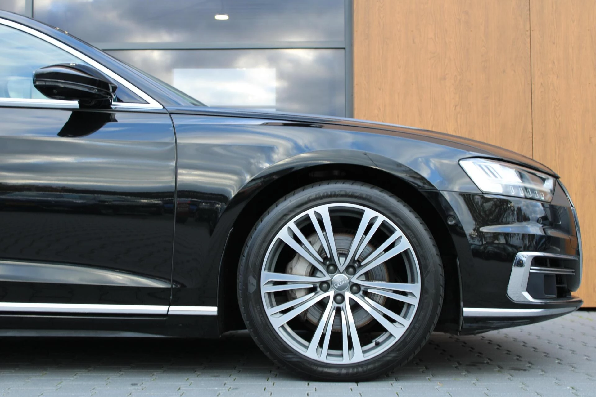 Hoofdafbeelding Audi A8