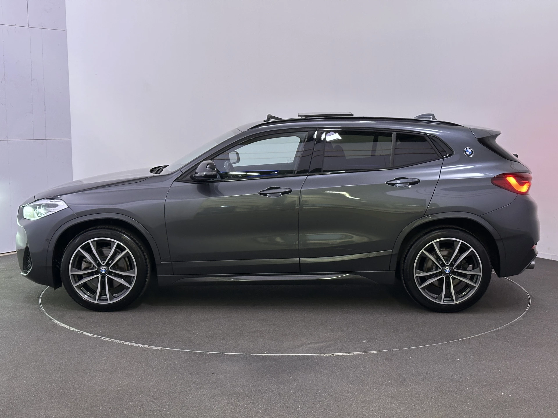 Hoofdafbeelding BMW X2