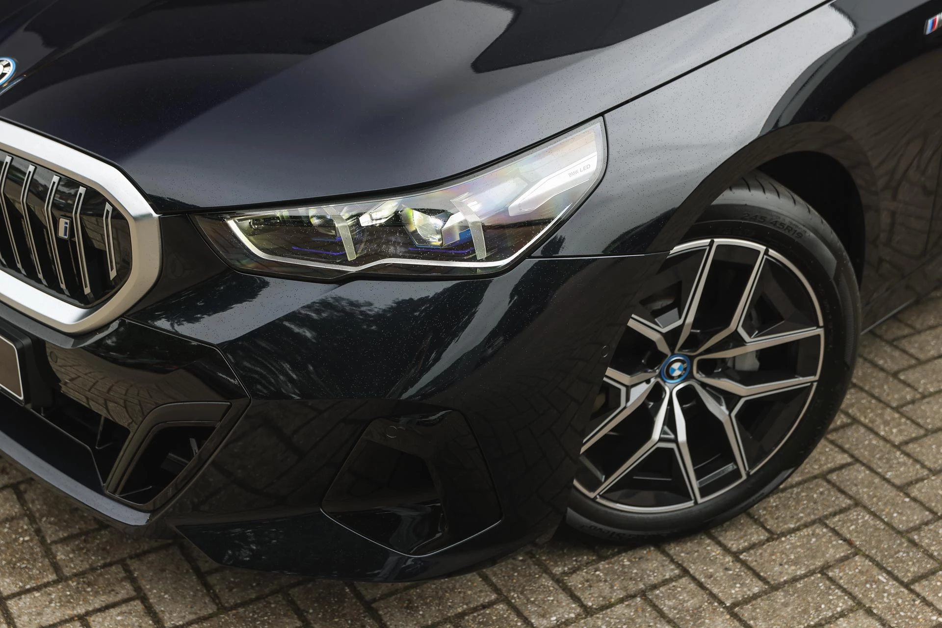 Hoofdafbeelding BMW i5