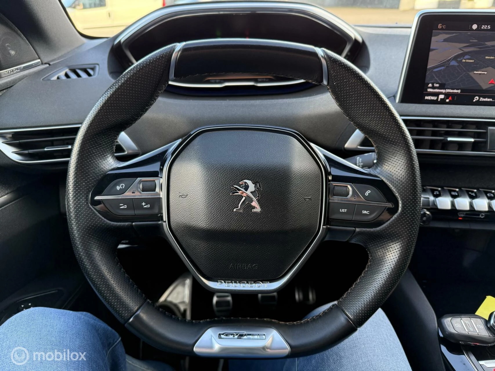 Hoofdafbeelding Peugeot 5008