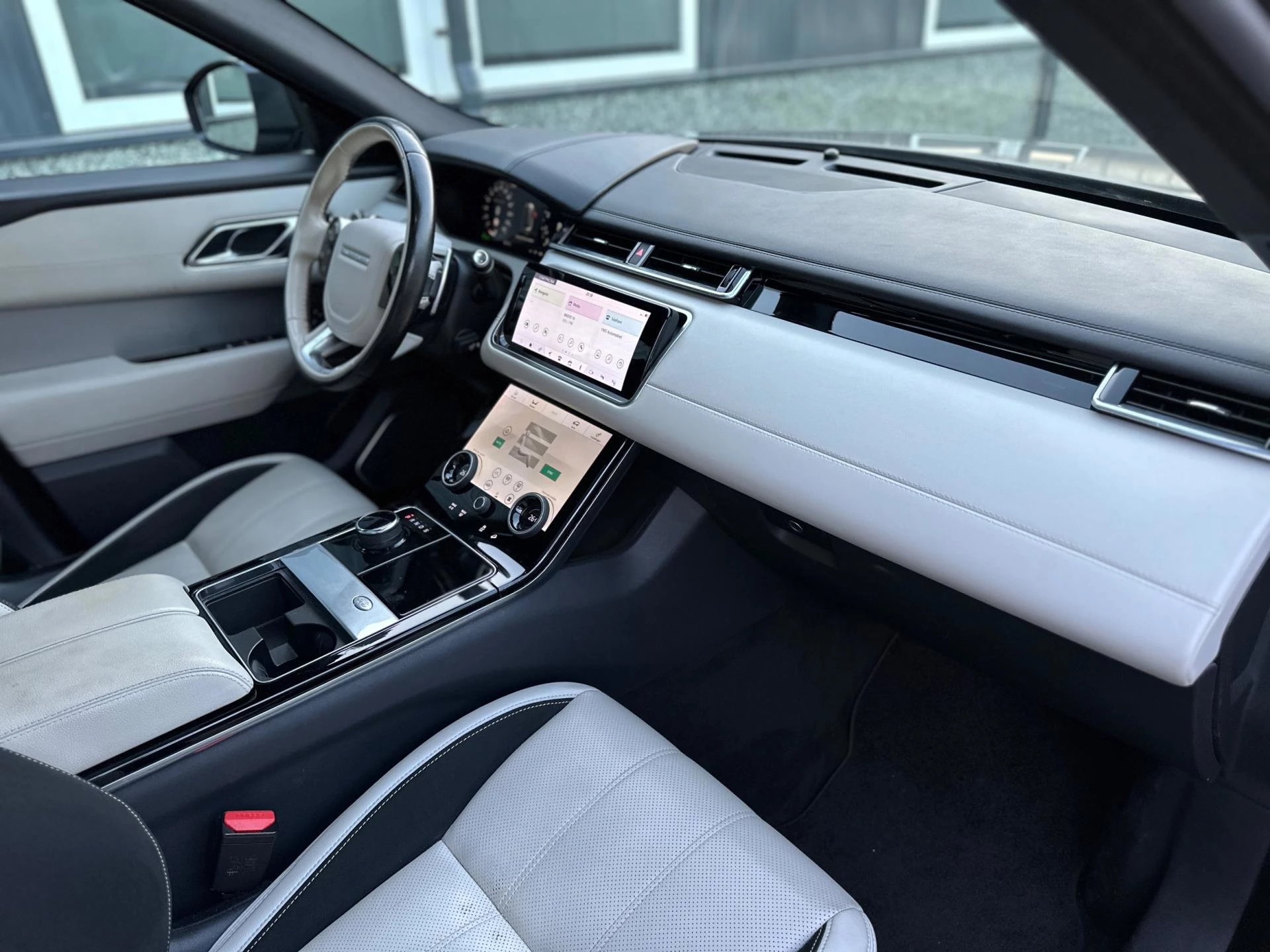 Hoofdafbeelding Land Rover Range Rover Velar