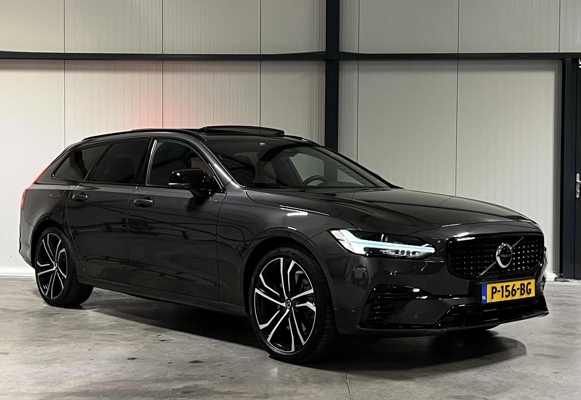 Hoofdafbeelding Volvo V90