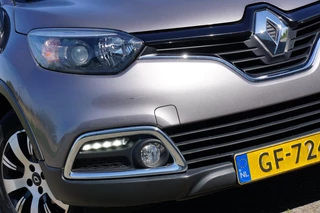 Renault Captur 0.9 TCe Expression - Gris Cassiopee/Black - Topstaat