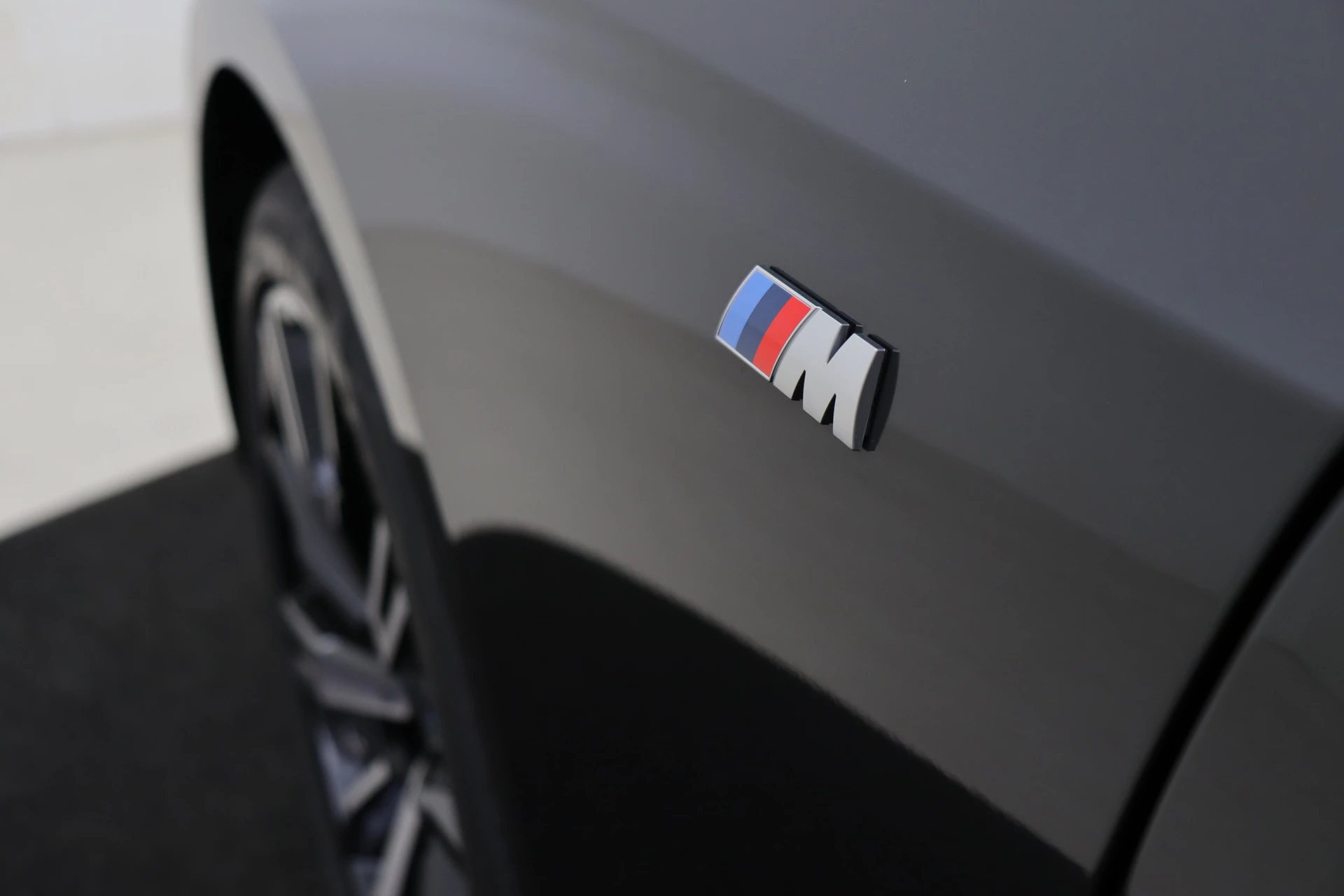Hoofdafbeelding BMW i5