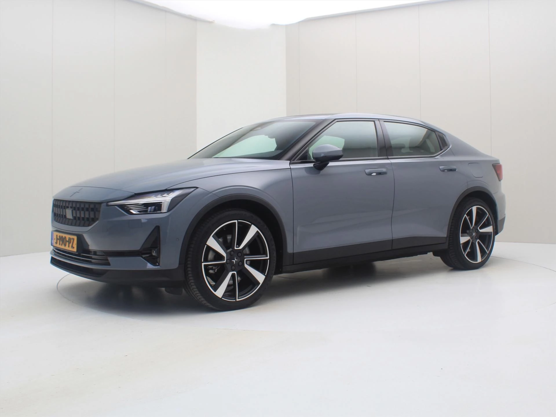 Hoofdafbeelding Polestar 2