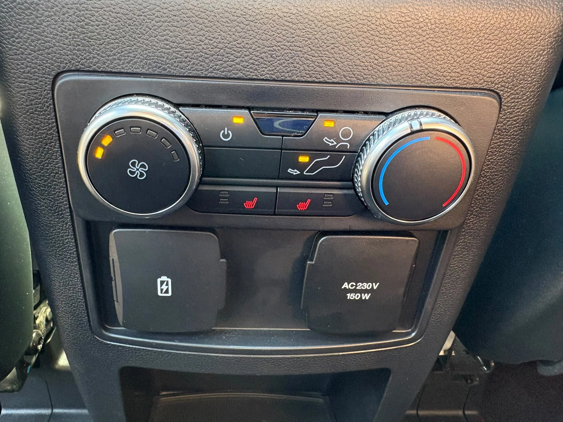 Hoofdafbeelding Ford Explorer