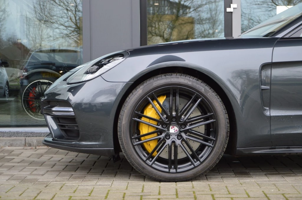Hoofdafbeelding Porsche Panamera