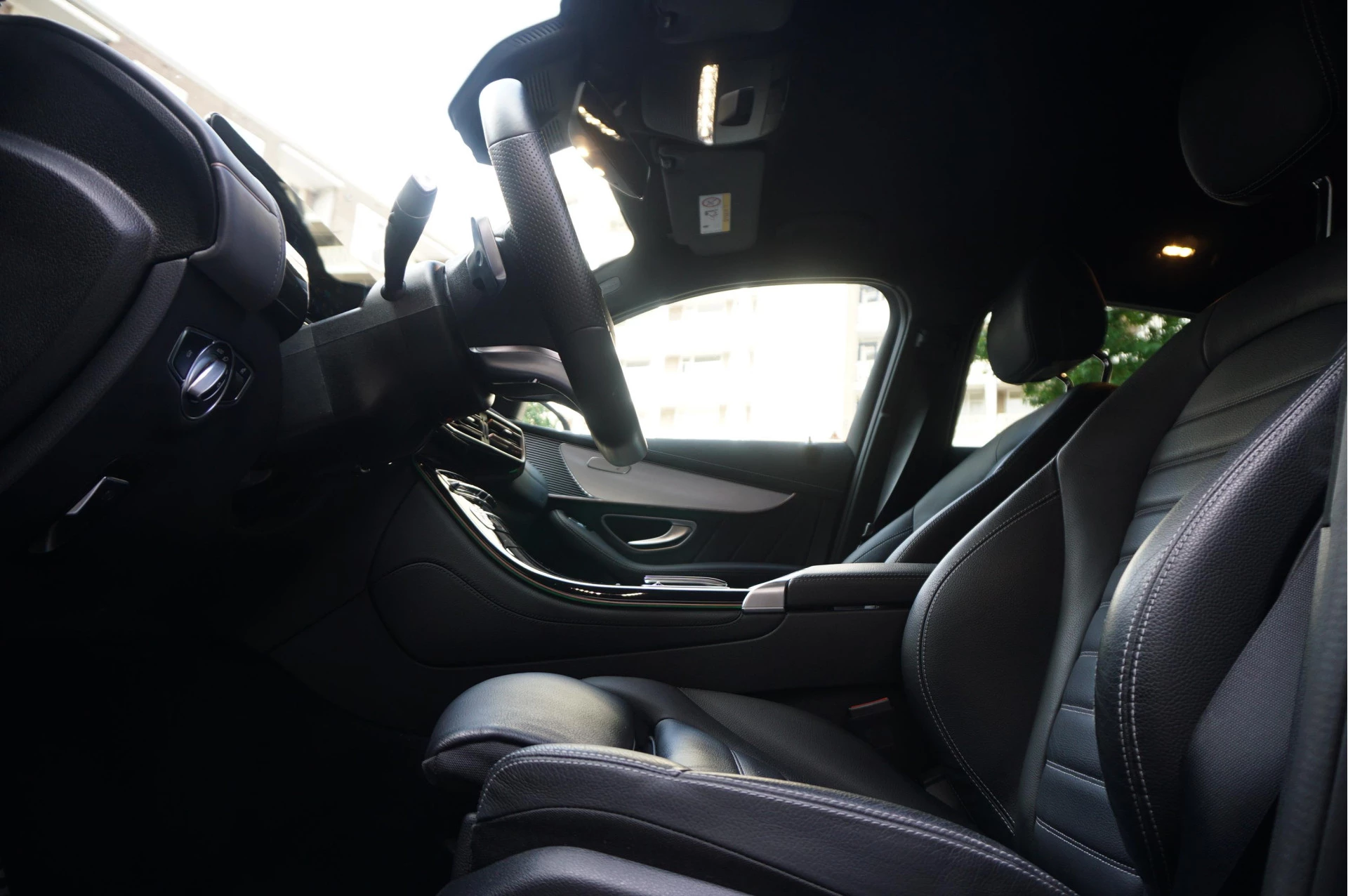Hoofdafbeelding Mercedes-Benz EQC