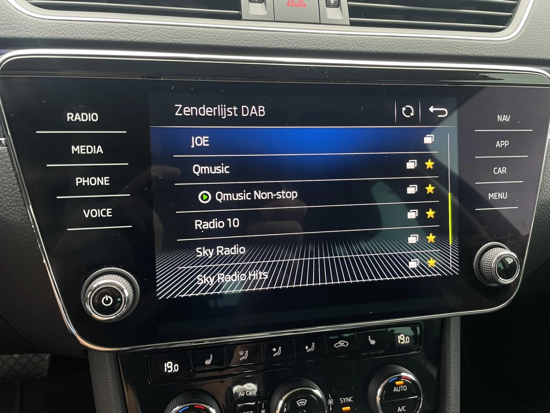 Hoofdafbeelding Škoda Superb