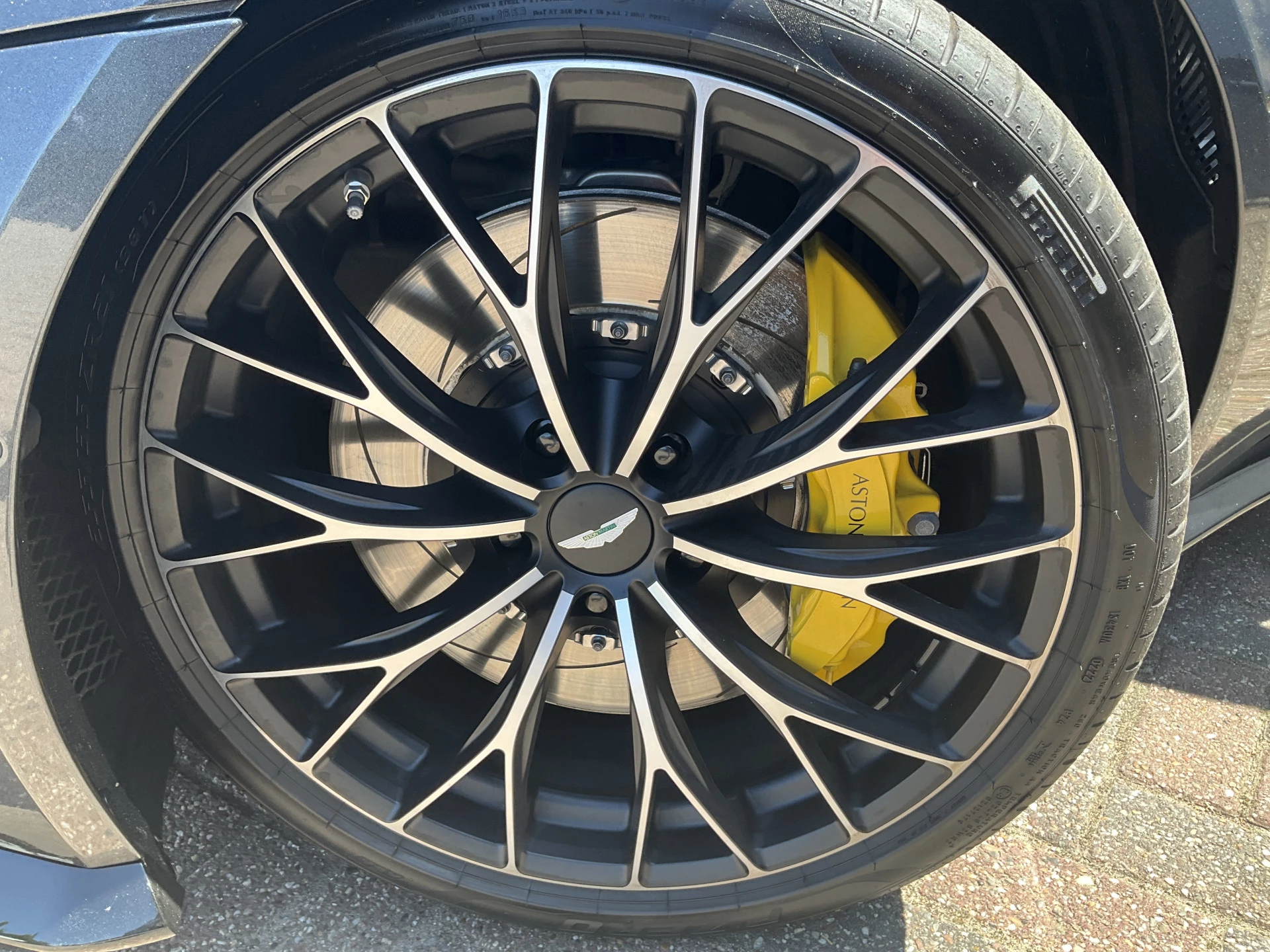 Hoofdafbeelding Aston Martin V8 Vantage