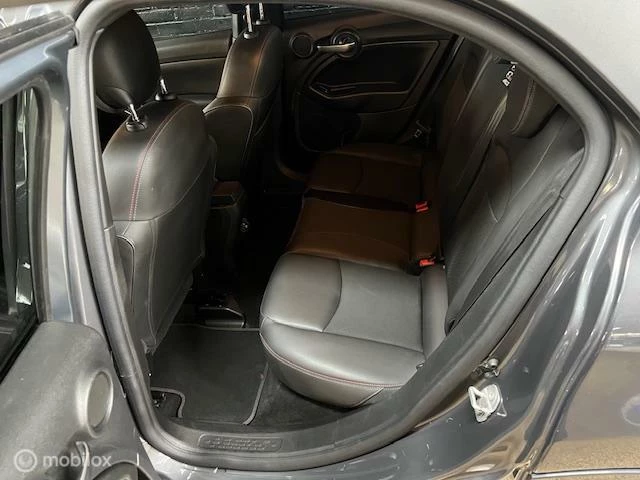 Hoofdafbeelding Fiat 500X