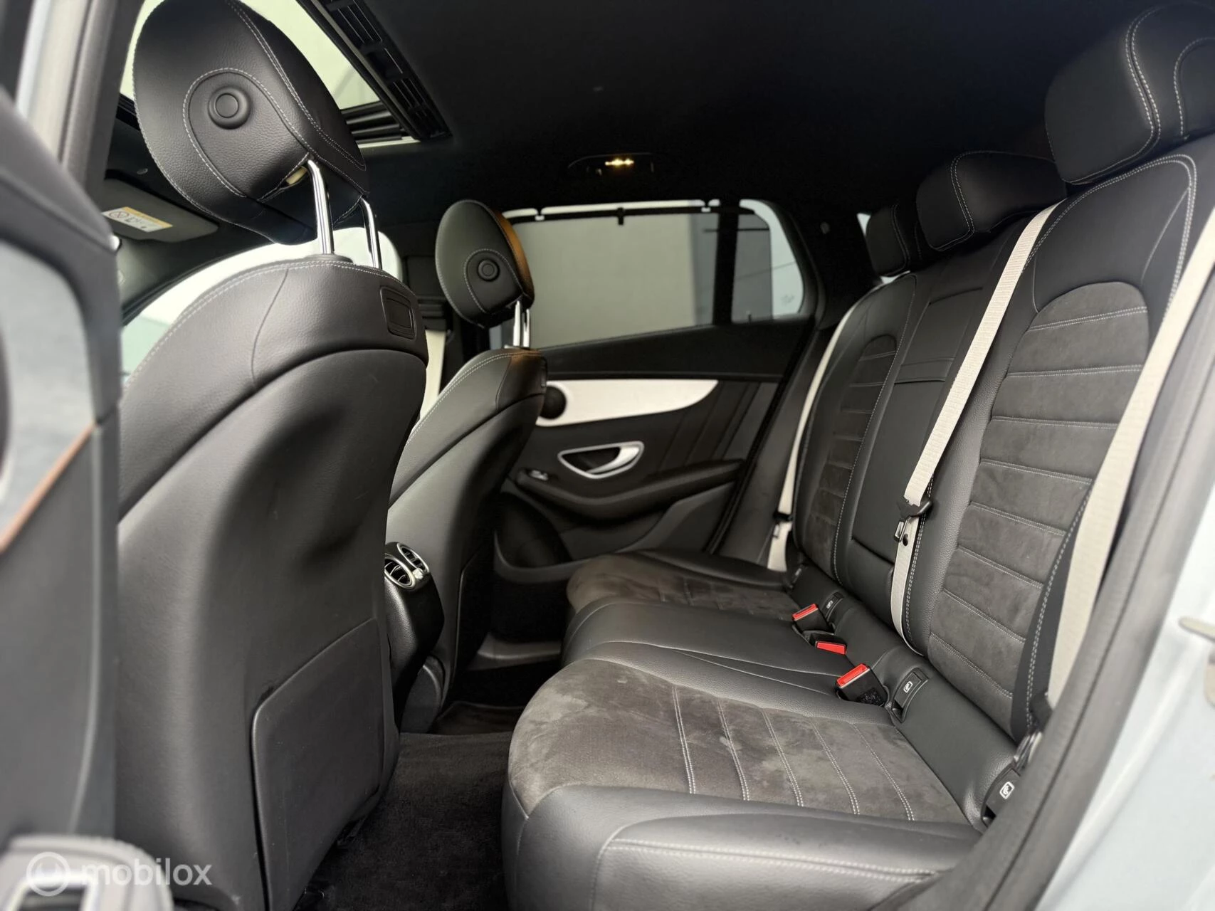 Hoofdafbeelding Mercedes-Benz EQC