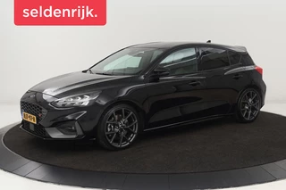 Ford Focus 2.3 EcoBoost ST-3 | Stoel & stuurverwarming |  B&O Sound | Recaro Sportstoelen | Carplay | Full LED | Navigatie | Half leder
