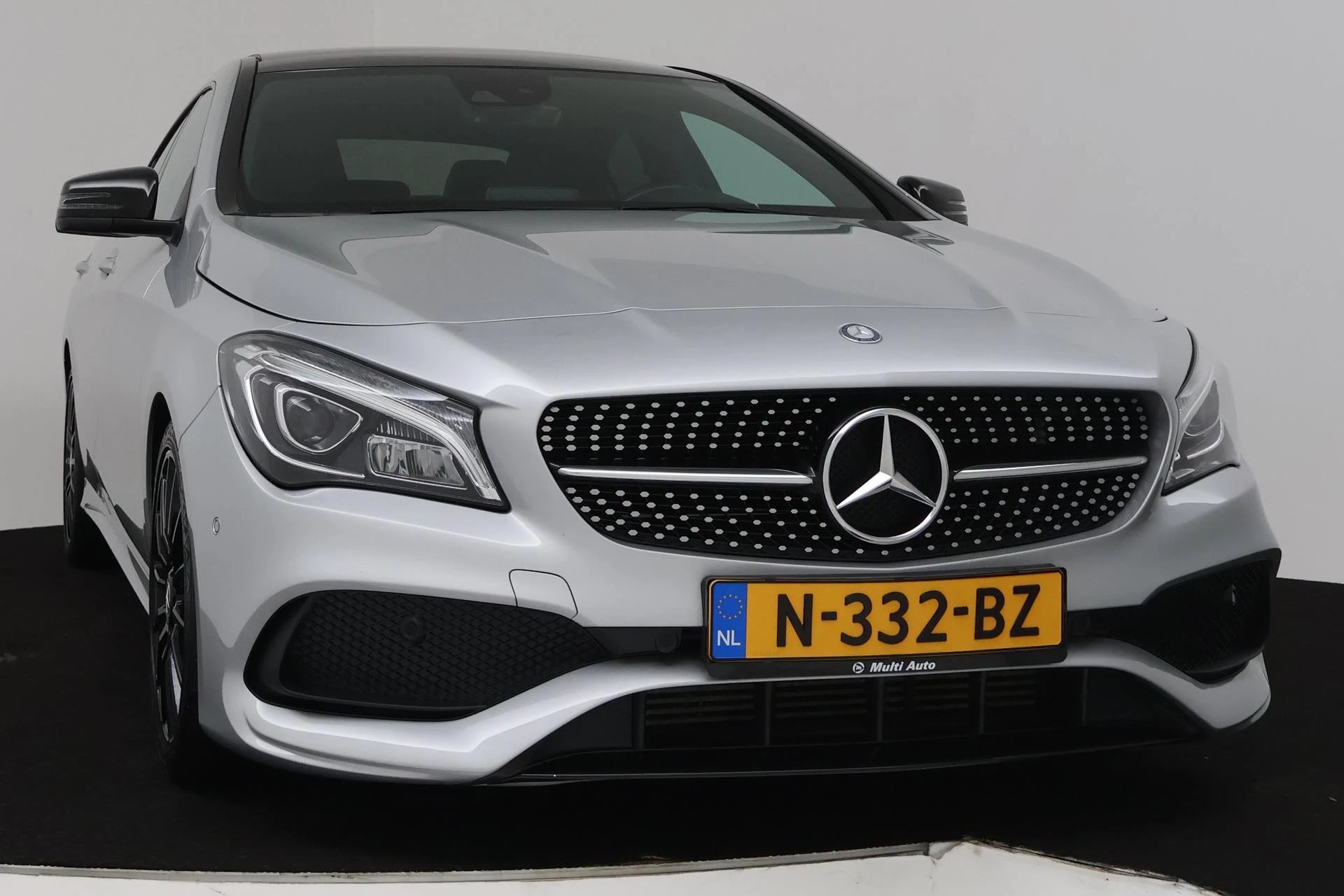 Hoofdafbeelding Mercedes-Benz CLA