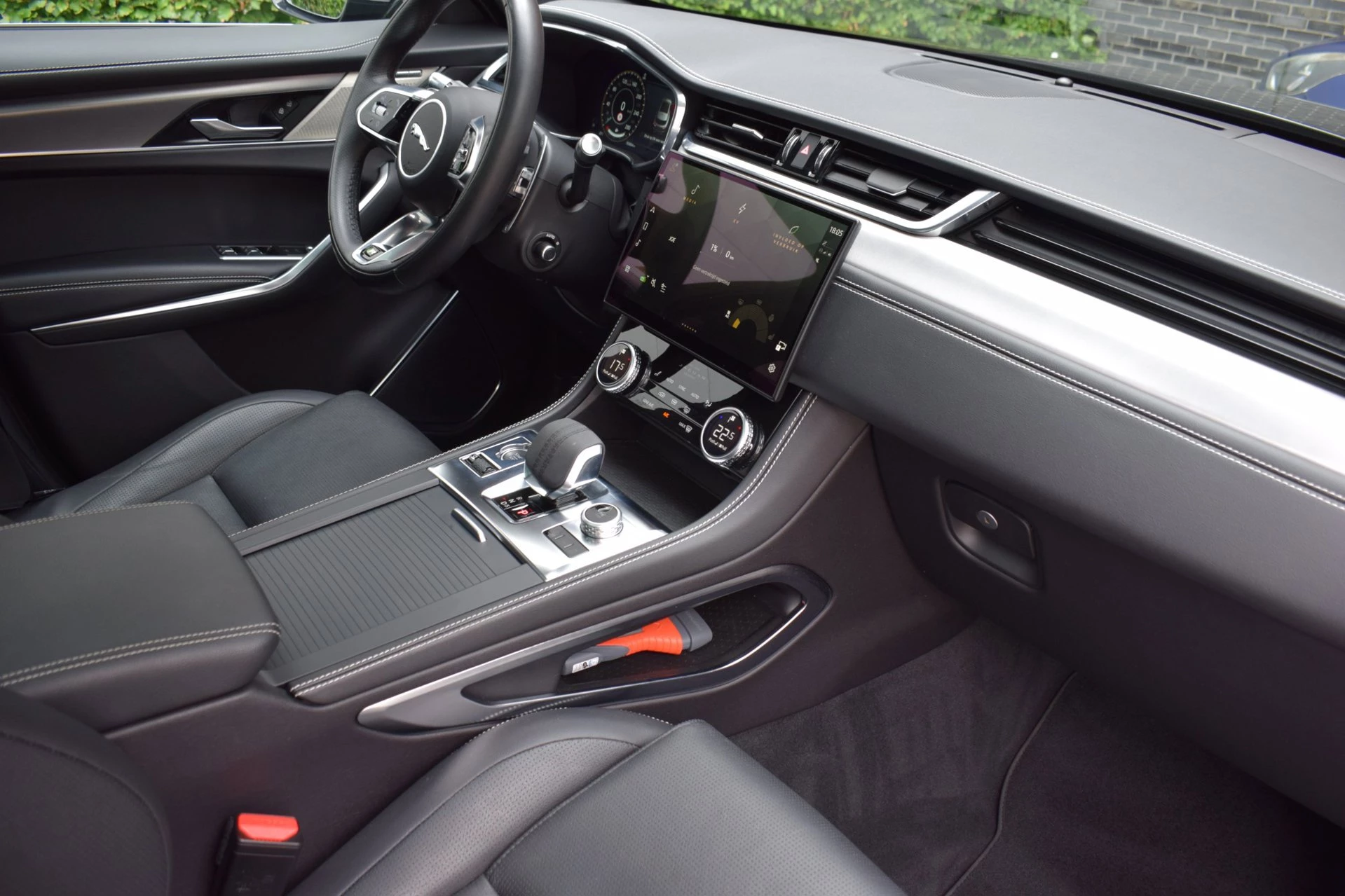 Hoofdafbeelding Jaguar F-PACE