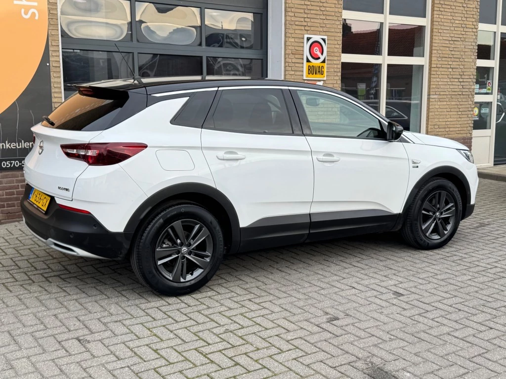 Hoofdafbeelding Opel Grandland X