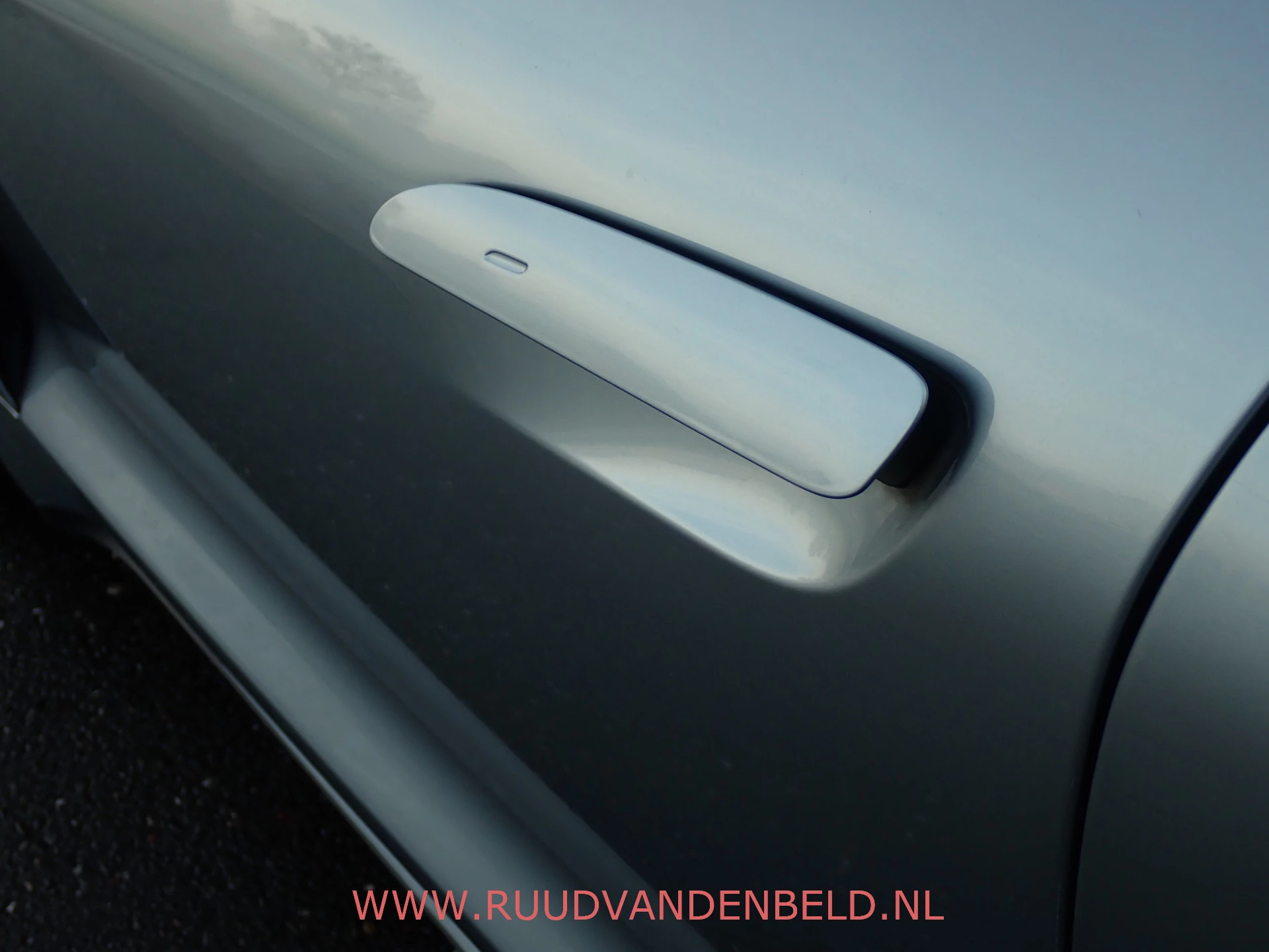 Hoofdafbeelding Porsche Taycan