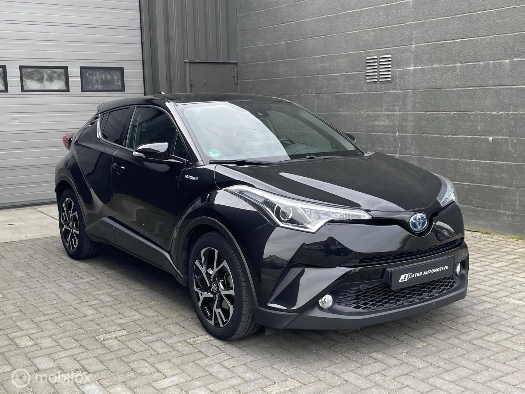 Hoofdafbeelding Toyota C-HR