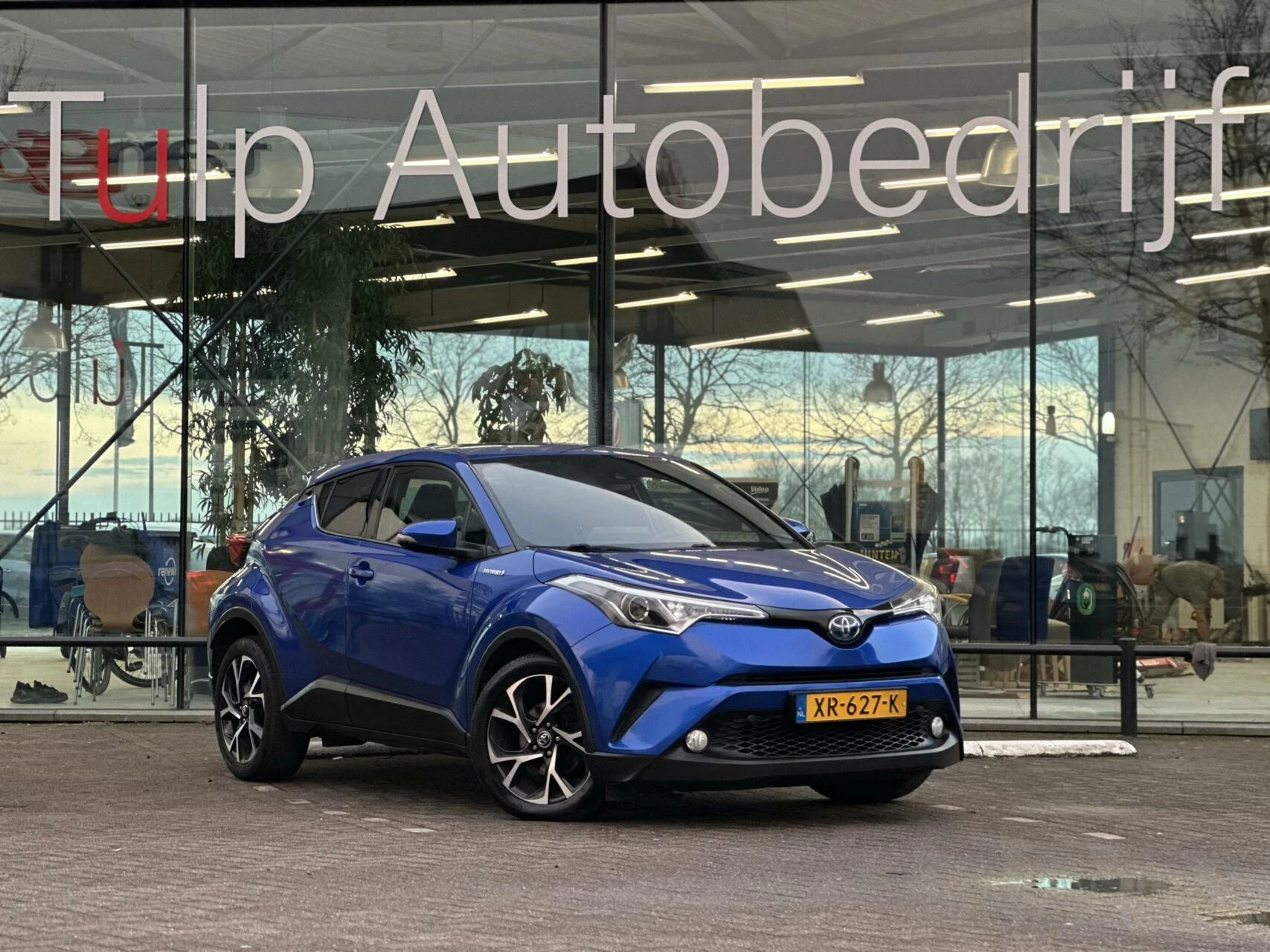 Hoofdafbeelding Toyota C-HR