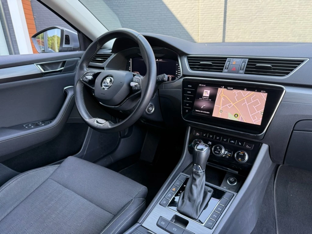 Hoofdafbeelding Škoda Superb