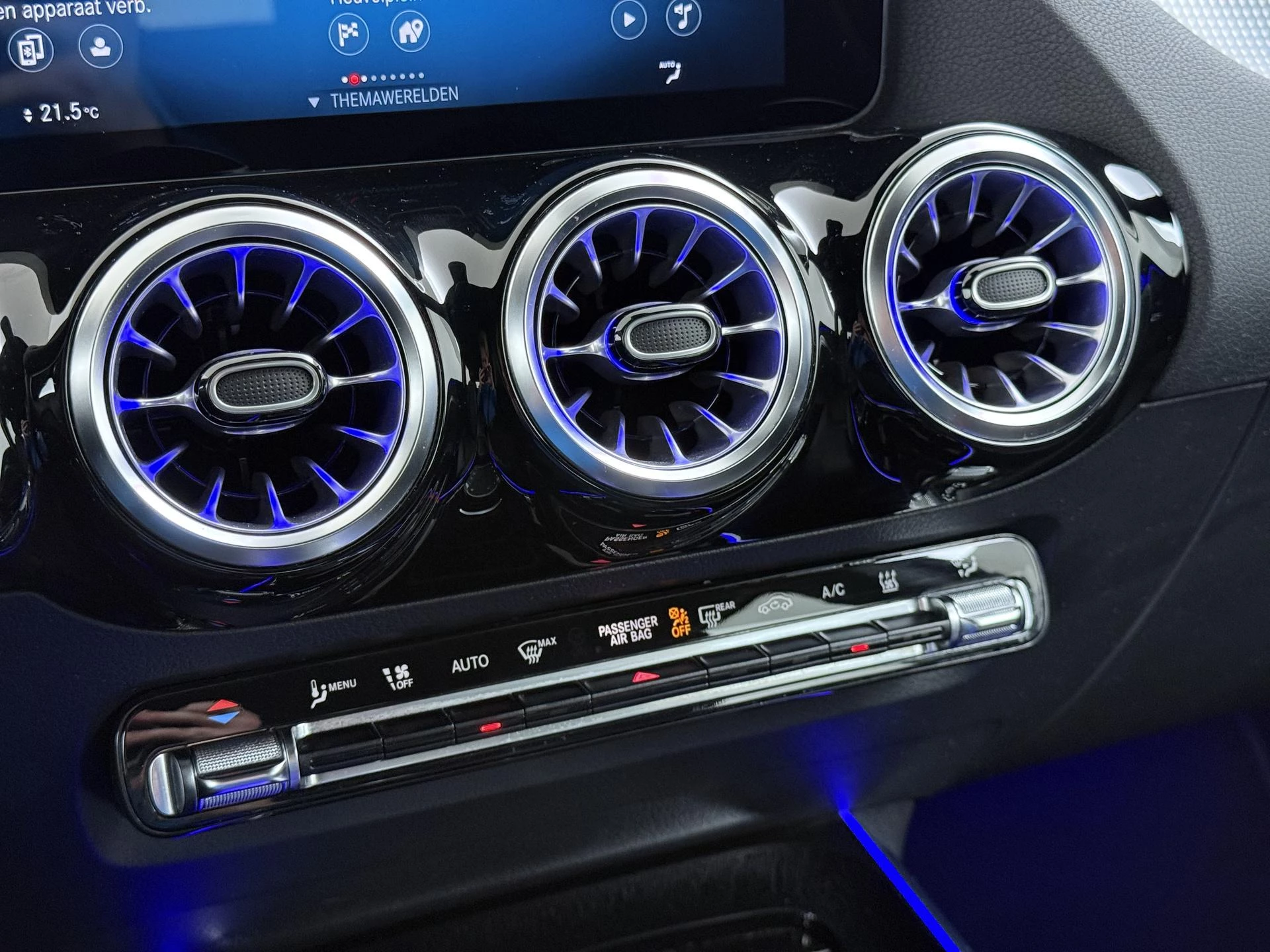 Hoofdafbeelding Mercedes-Benz EQA