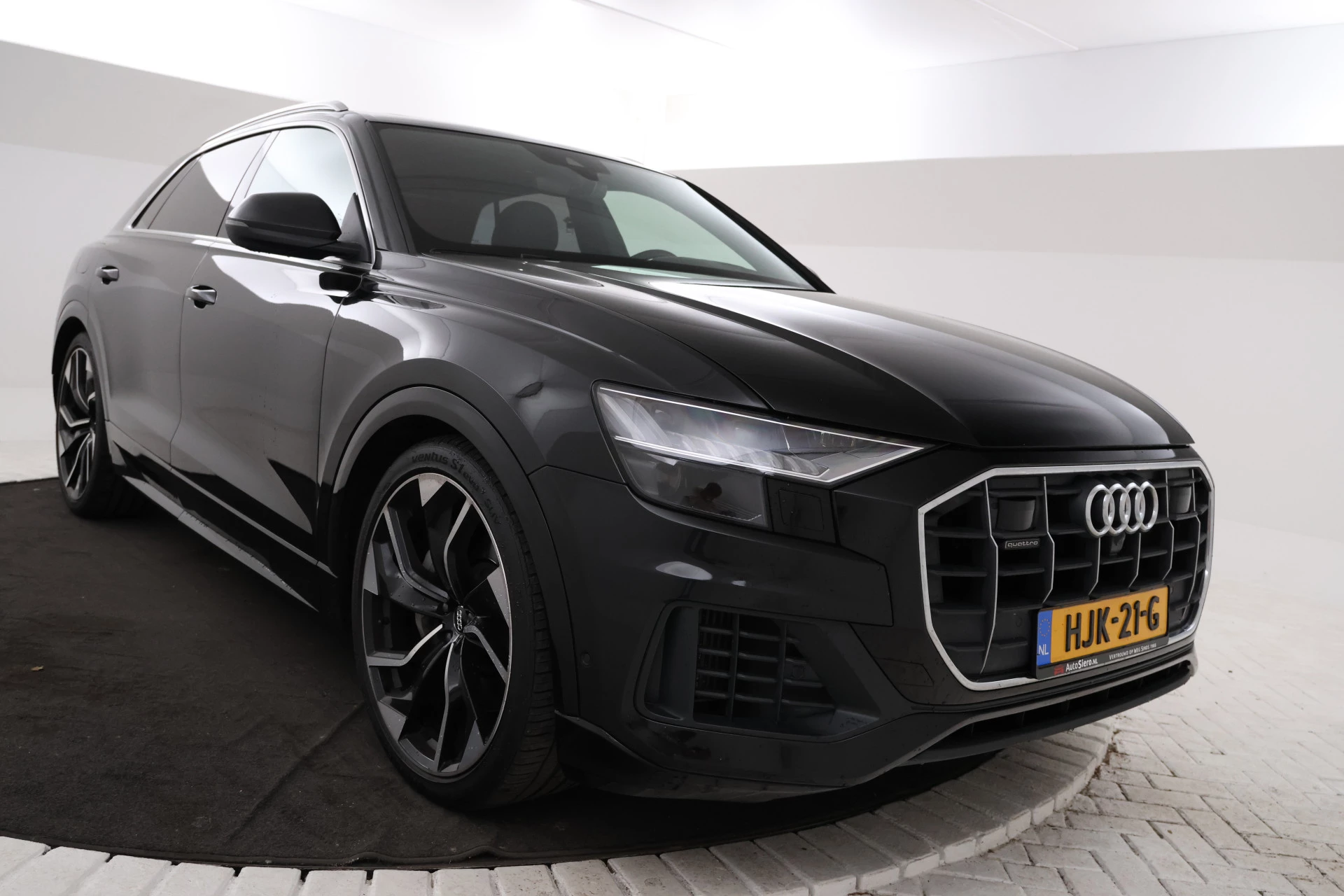 Hoofdafbeelding Audi Q8