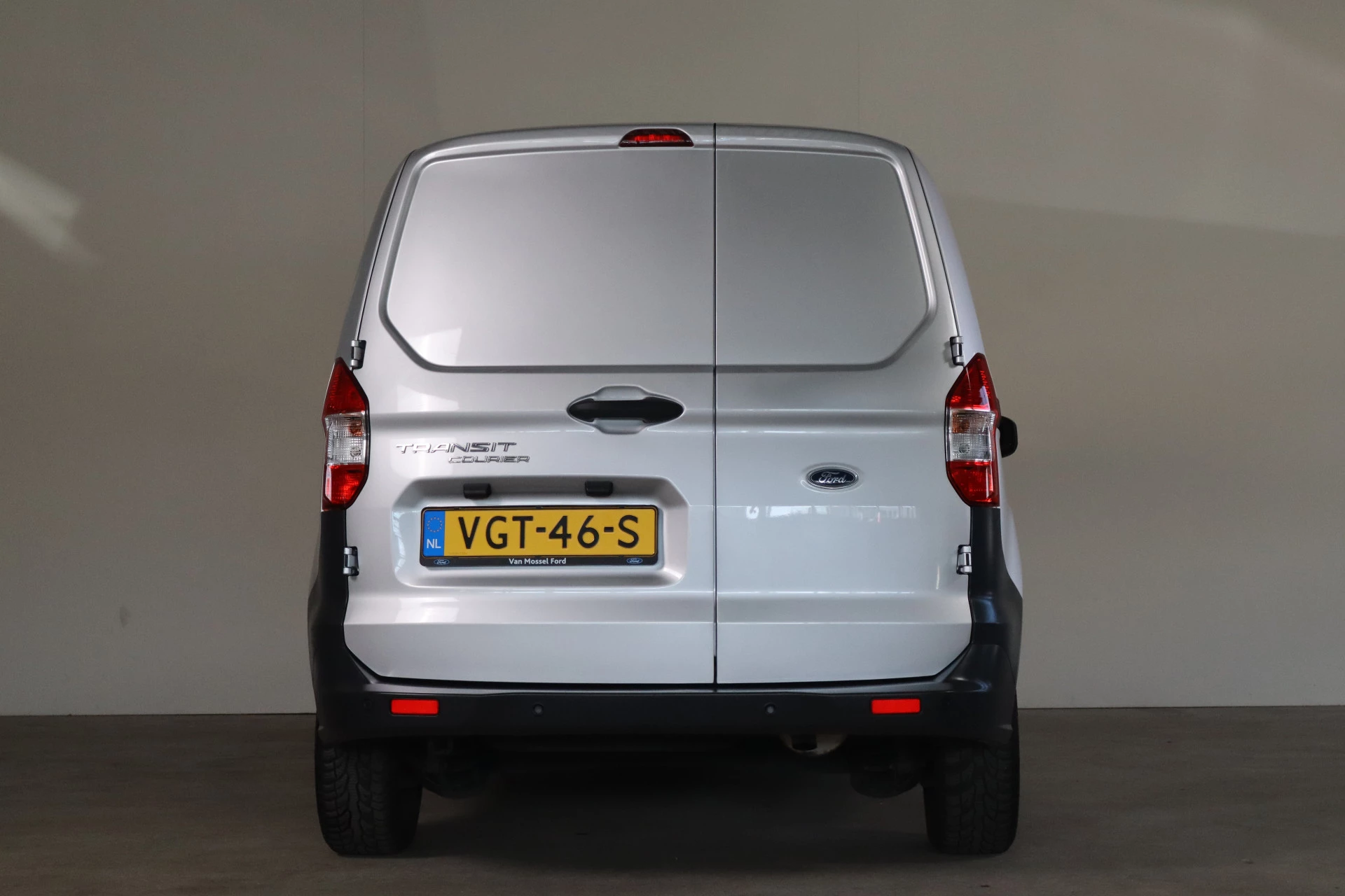 Hoofdafbeelding Ford Transit Courier