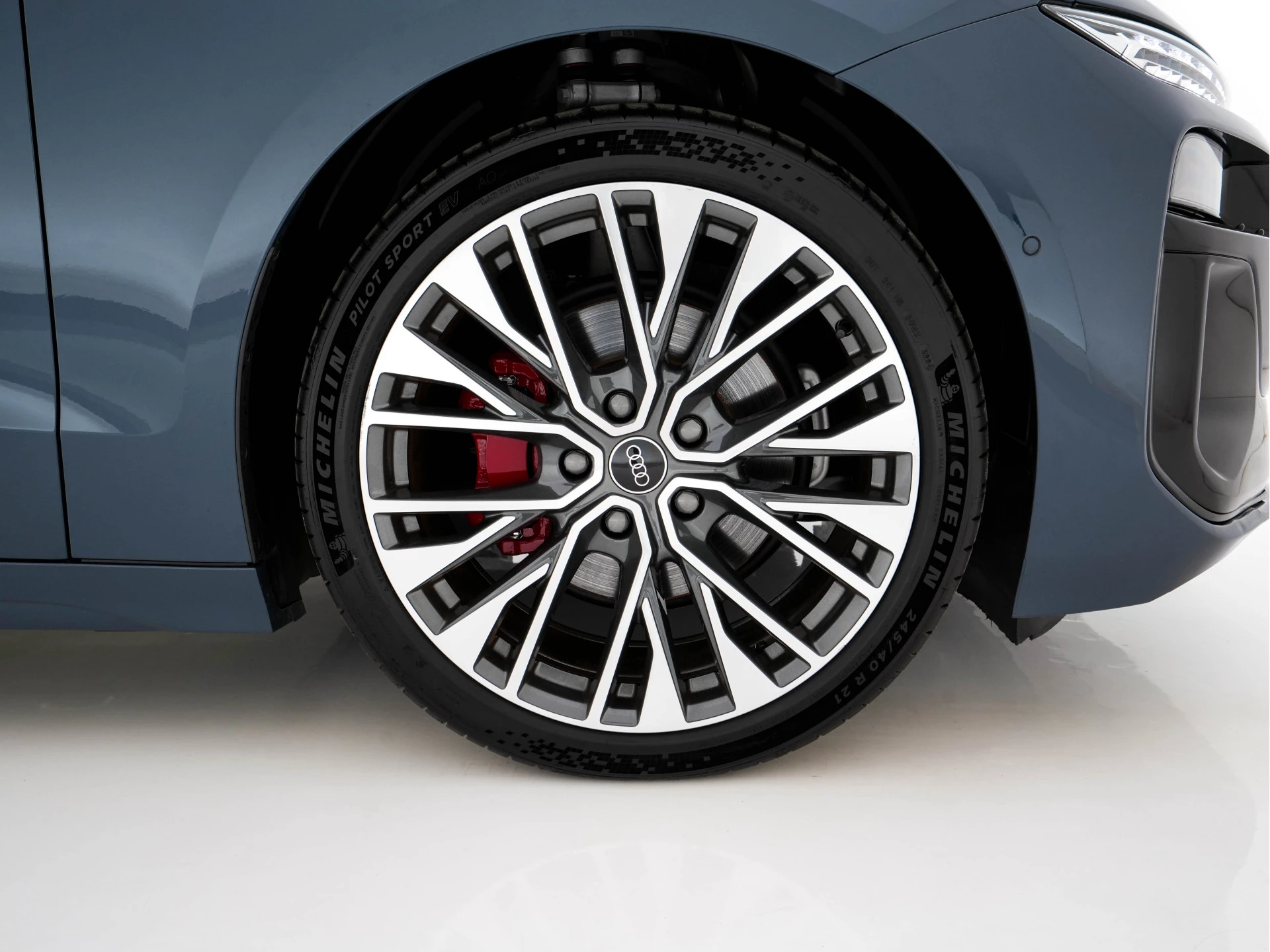 Hoofdafbeelding Audi A6 Avant e-tron