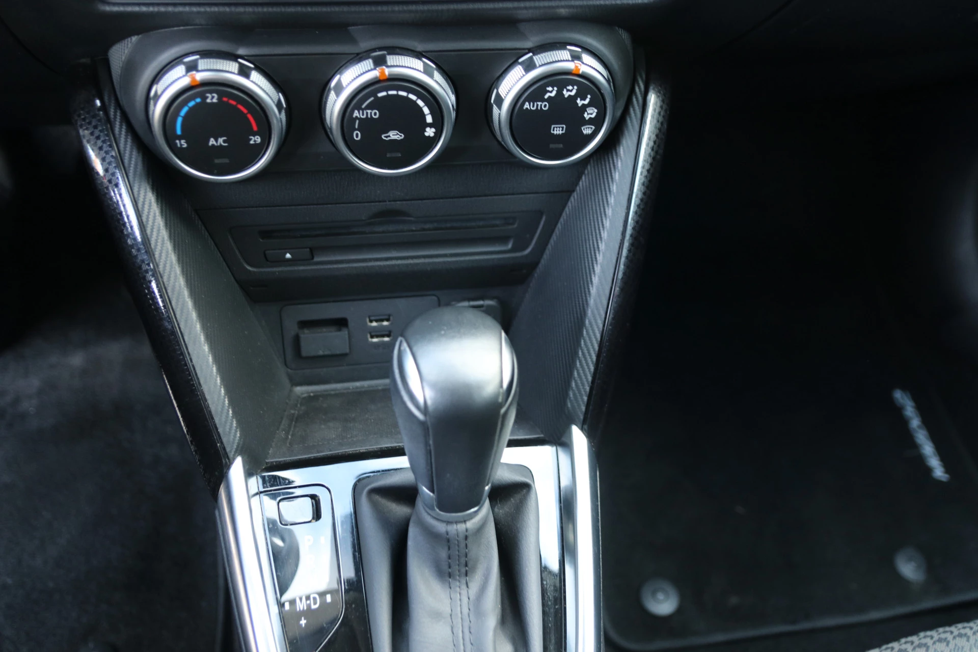 Hoofdafbeelding Mazda 2