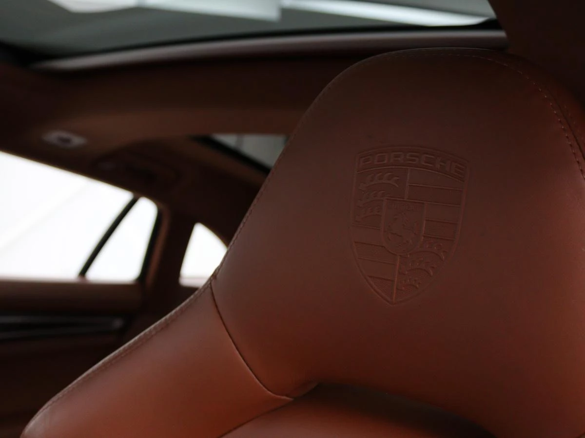 Hoofdafbeelding Porsche Panamera