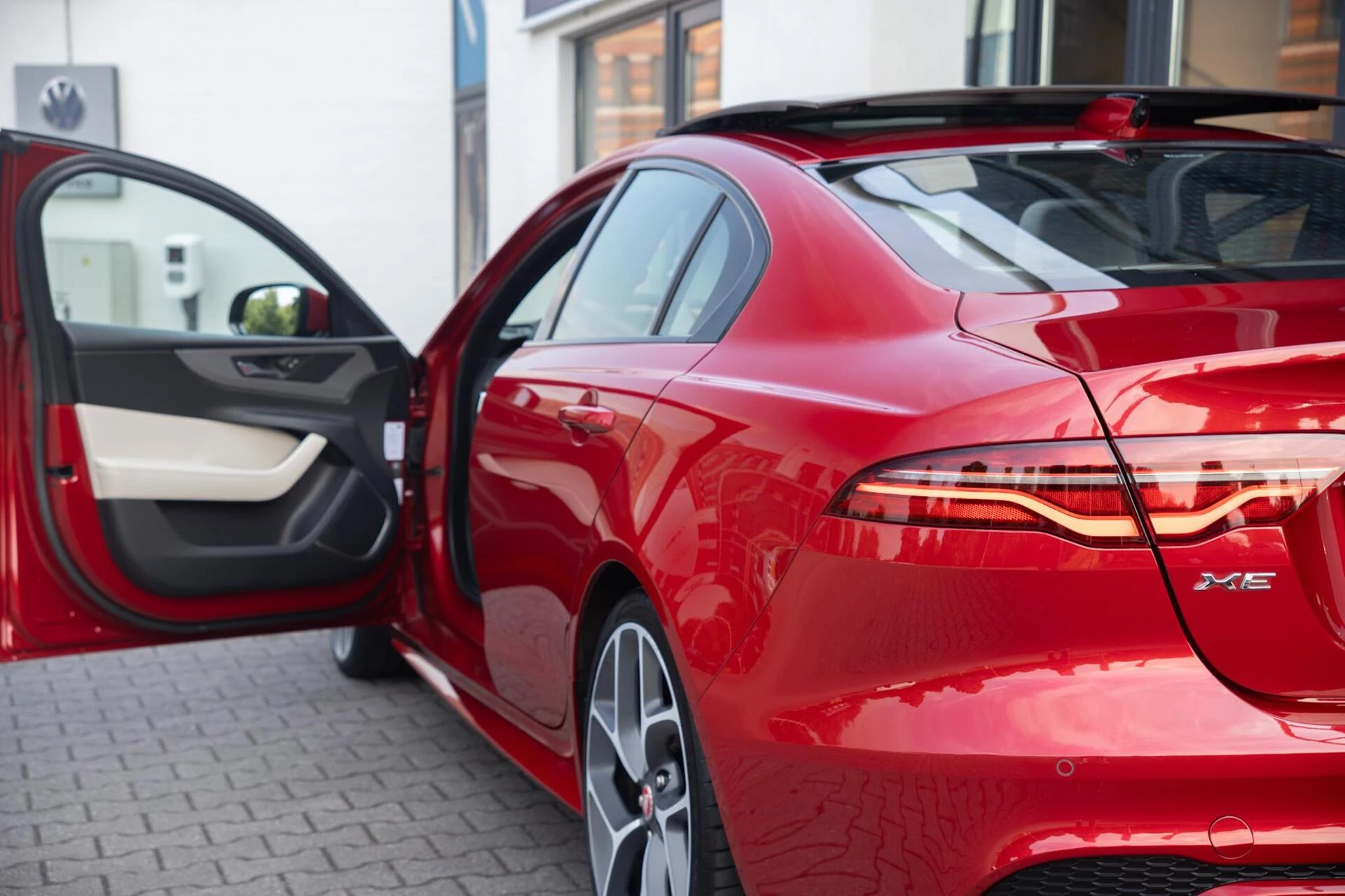 Hoofdafbeelding Jaguar XE