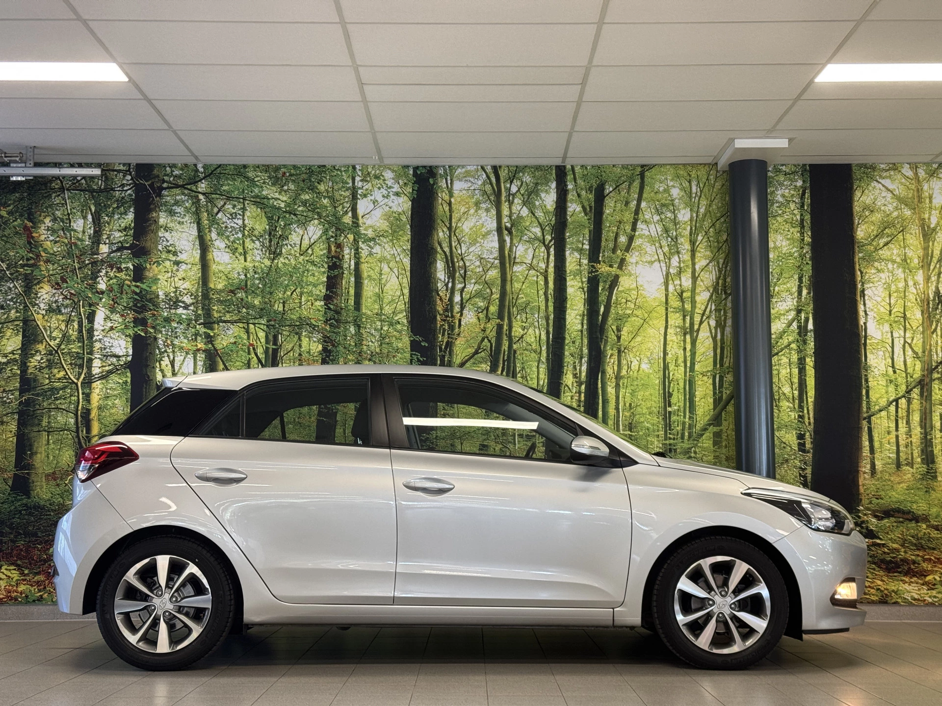 Hoofdafbeelding Hyundai i20